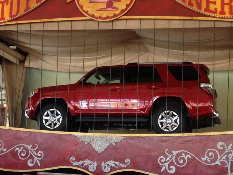  Toyota 4Runner 2014 года  (фото 4 из 55)
